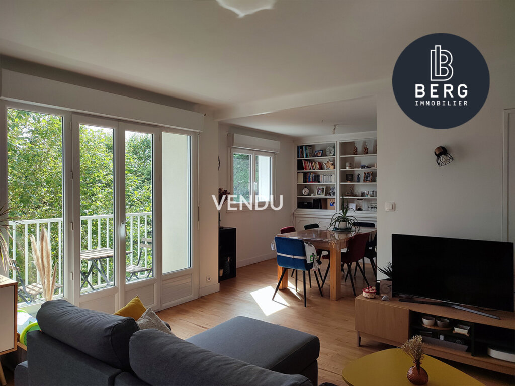 Vendu vannes appartement 4 pièces 84 m2 proche gare et centre ville