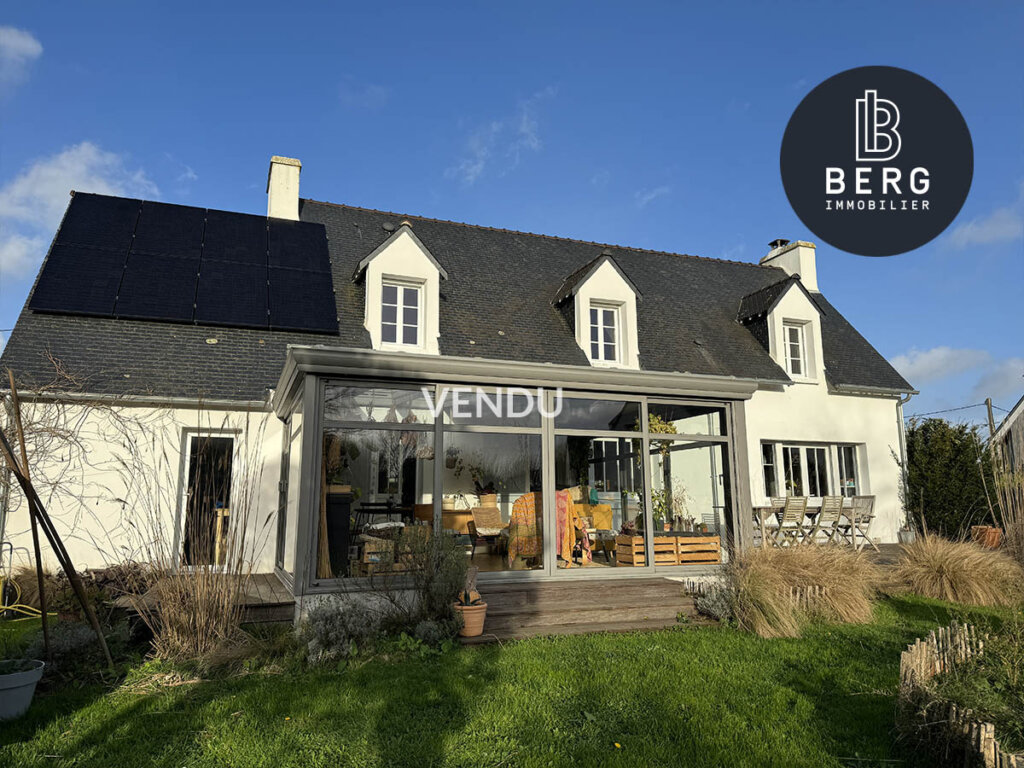 Vendu erdeven dans un hameau proche des plages